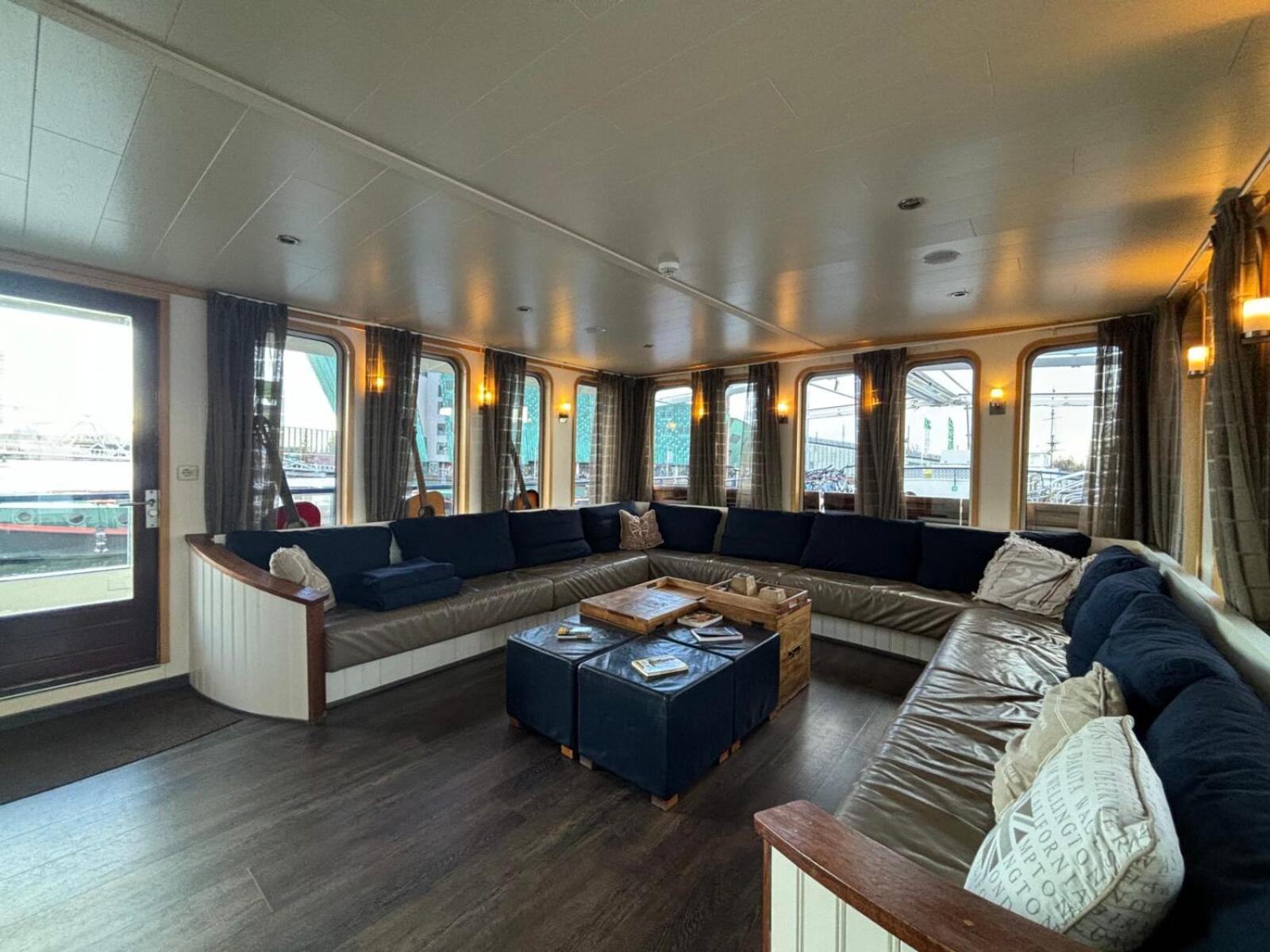 Hotelboat Iris Groningen Exterior photo
